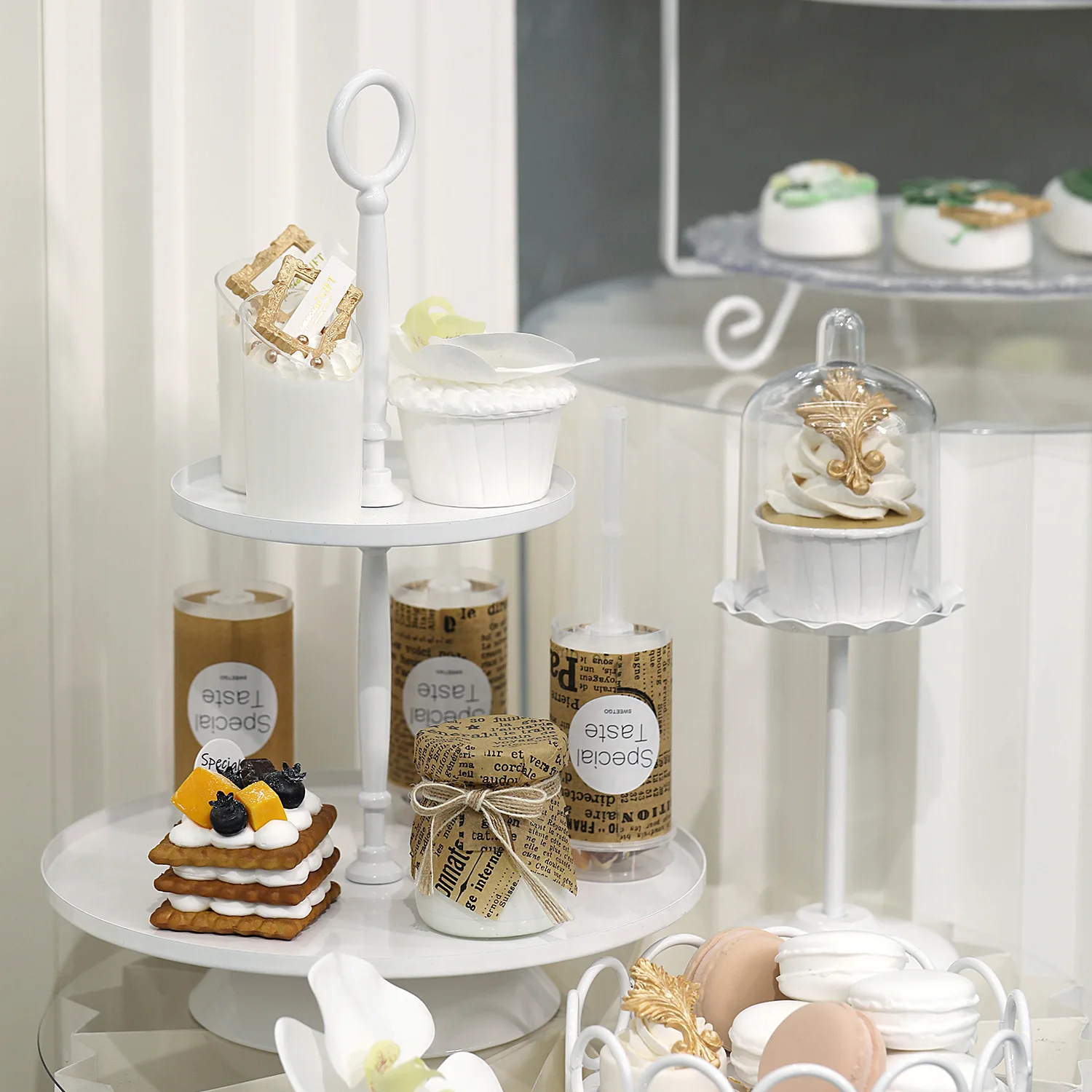 Vassoio bianco per torte, supp - Food Snacks With Iron recensione e prezzo